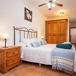 Quiet Family House 850M From The Beach