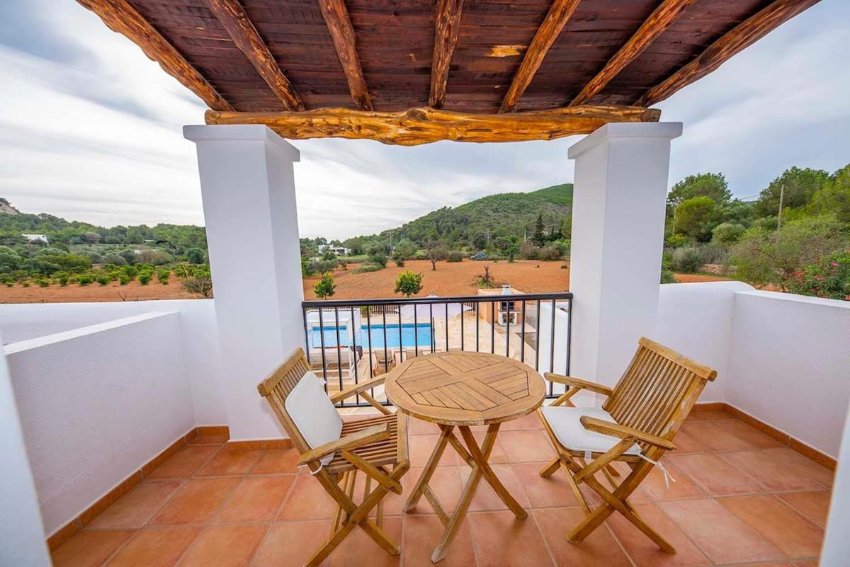 Quiet Family House 850m From The Villa