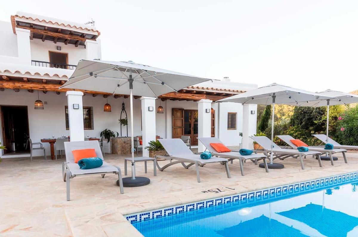 Quiet Family House 850m From The Cala Llonga (Ibiza)